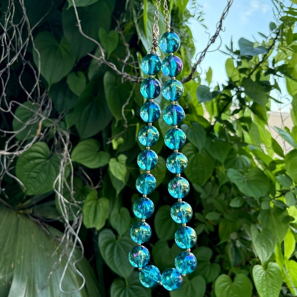 Natasha Couture Clear Blue Acrylic Ball Necklace Retro Iridescent Gold Cocktail - Picture 7 of 13